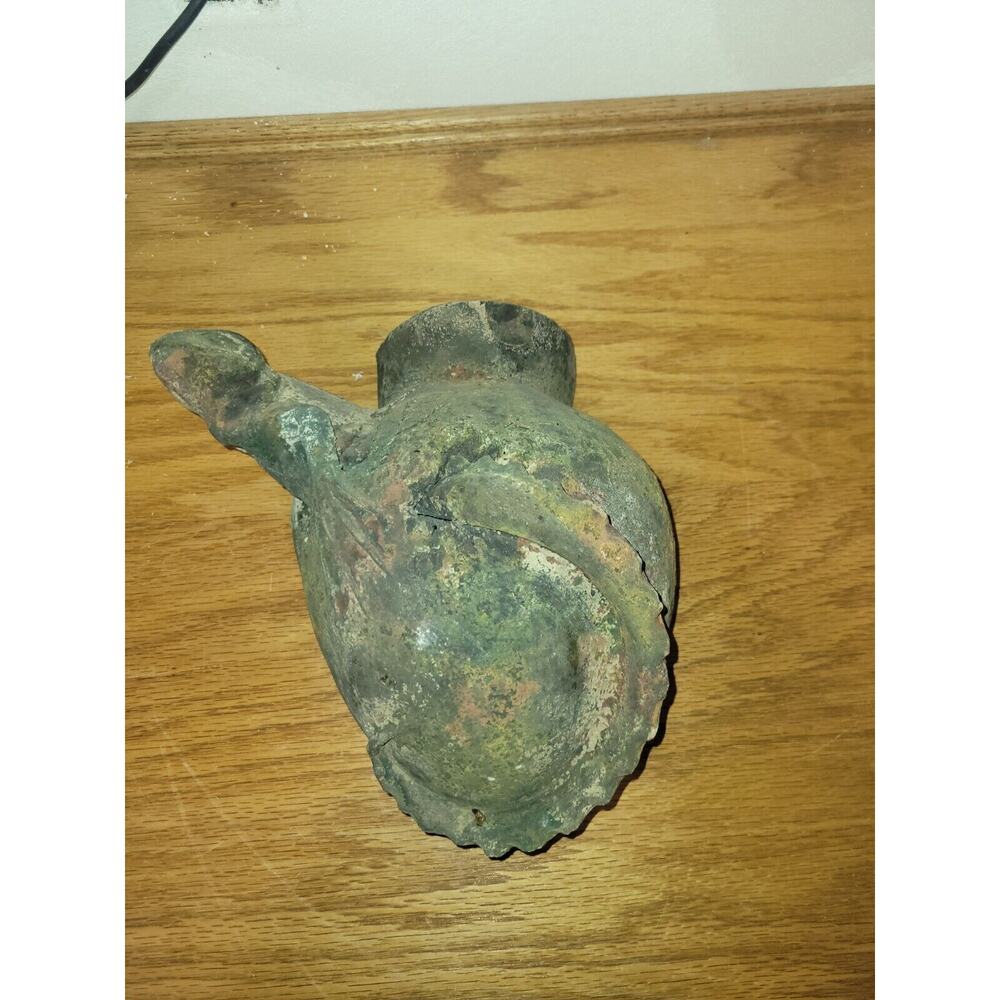 Old Soutwestern Primitive Pottery wall hanging planter Lizzard 10"